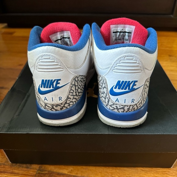 Air Jordan 3 Retro OG BG - Picture 3 of 5